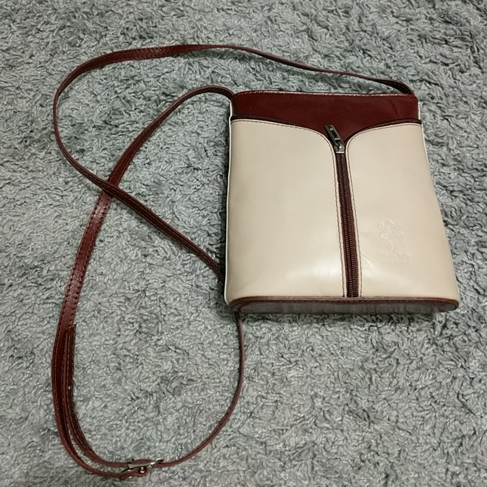 Vera Pelle Genuine Italian Leather Crossbody